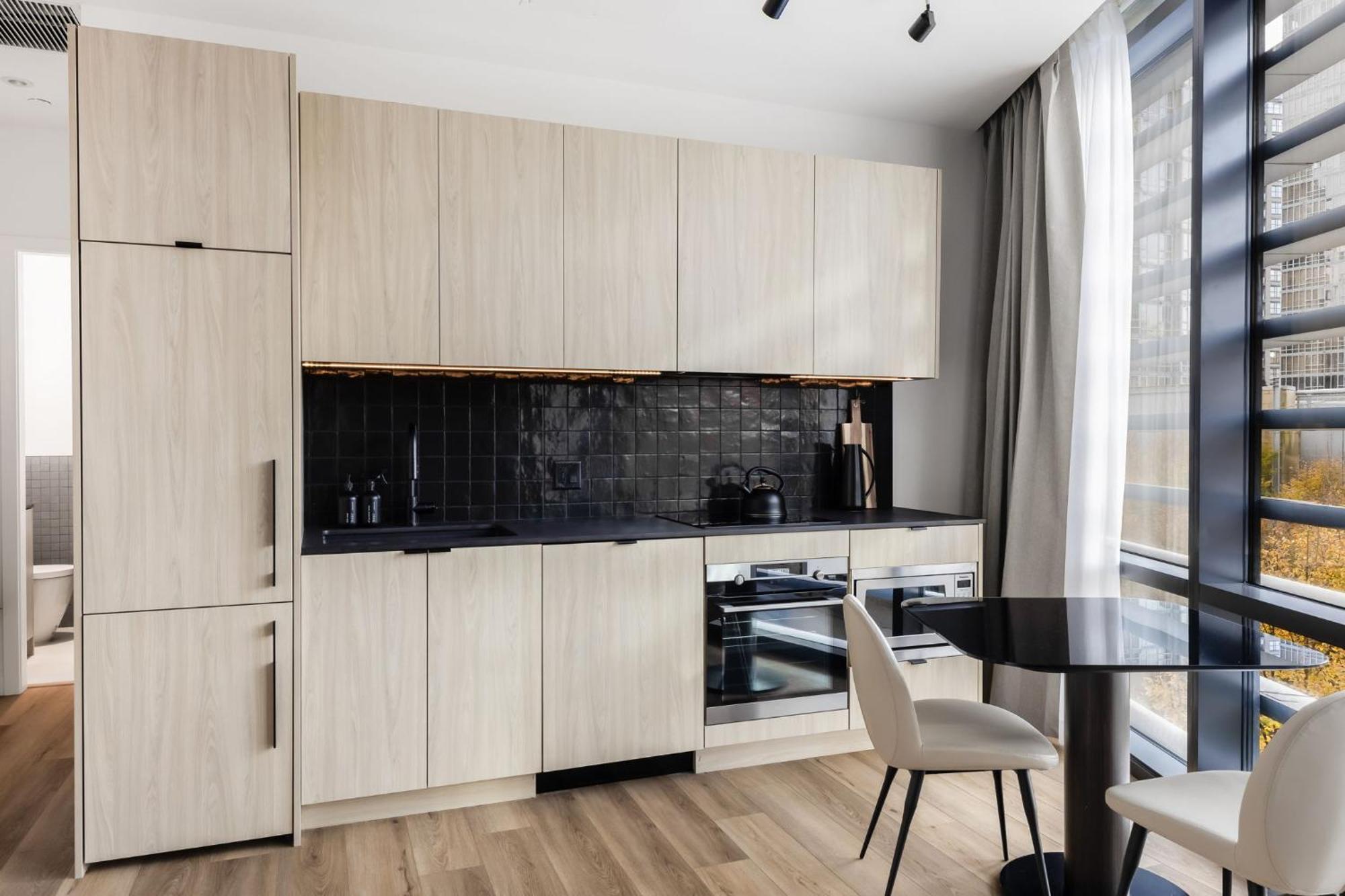 Отель Smithe House Ванкувер Экстерьер фото