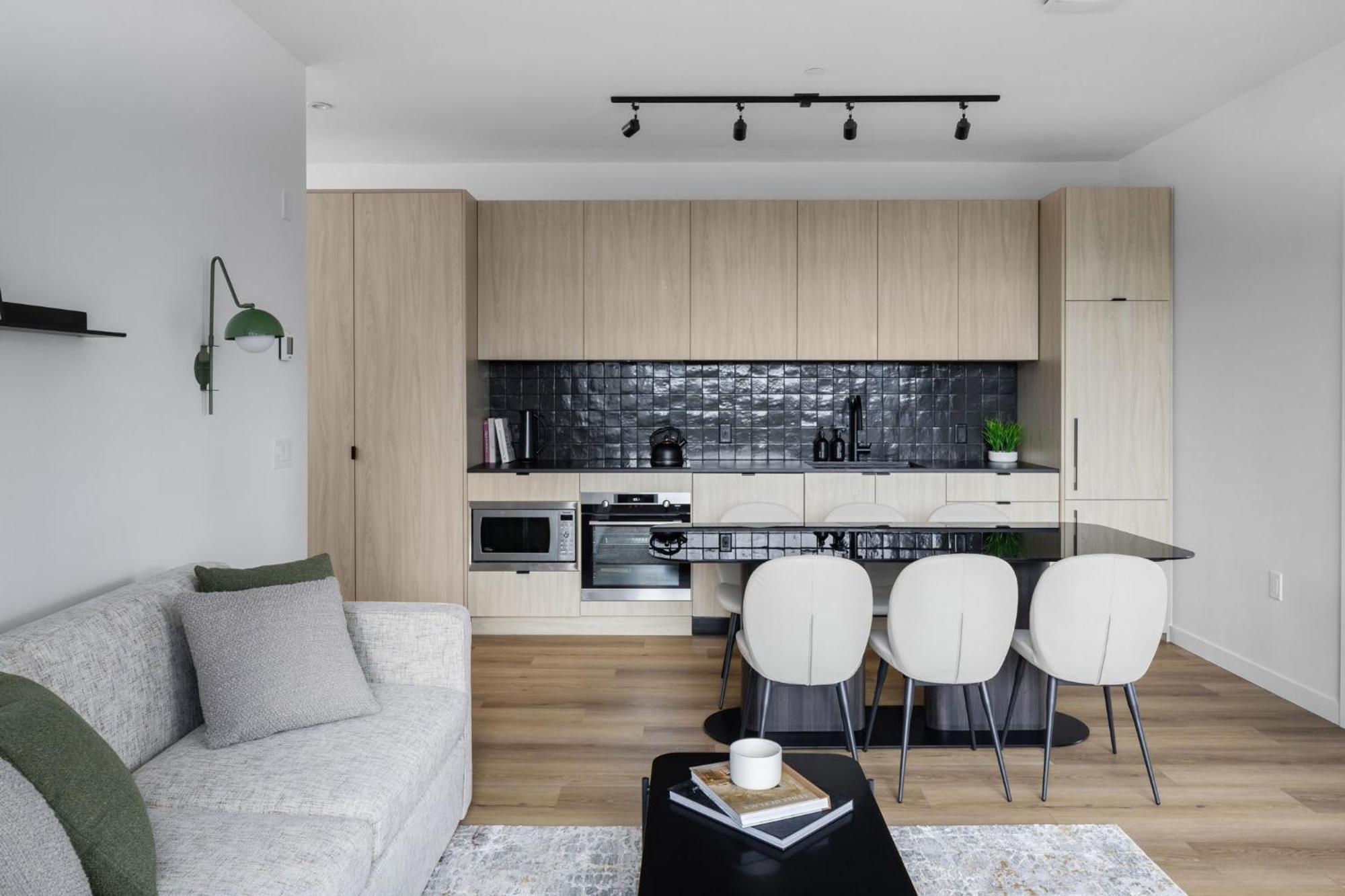 Отель Smithe House Ванкувер Экстерьер фото